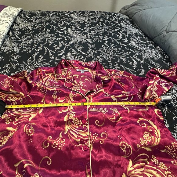 Morgan Taylor Burgundy and Gold Floral Satin Pajama Set - Picture 8 of 13